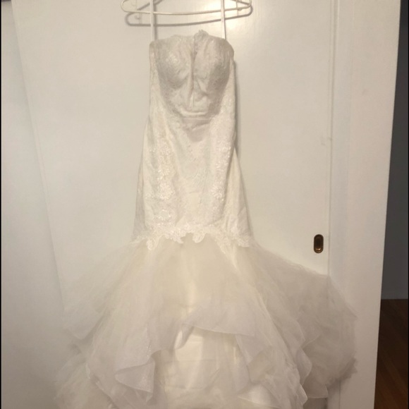 bridal gown - Picture 7 of 8